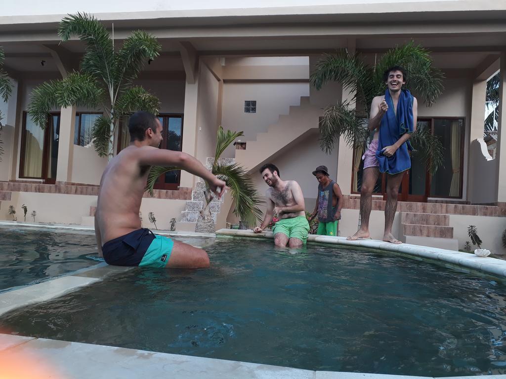 Kuta Bay Homestay Экстерьер фото